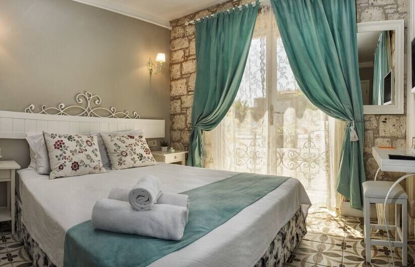 هتل Vodina Alaçatı