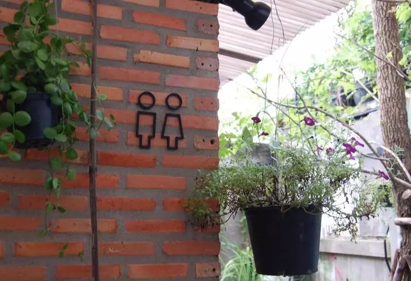هاستل Udonbackpackers Beds And Cafe