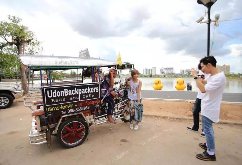 هاستل Udonbackpackers Beds And Cafe