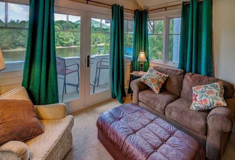 Bed and Breakfast Arbor House Of Black Mountain