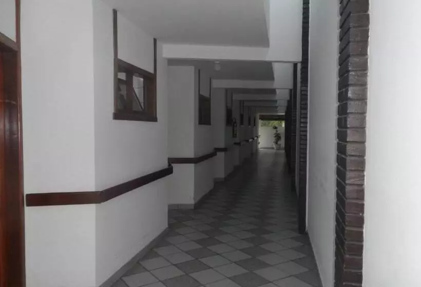ホテル Costa Cabralia