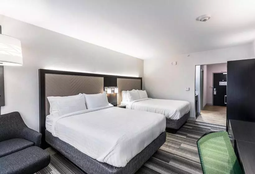 ホテル Holiday Inn Express & Suites Jersey City North   Hoboken, An Ihg