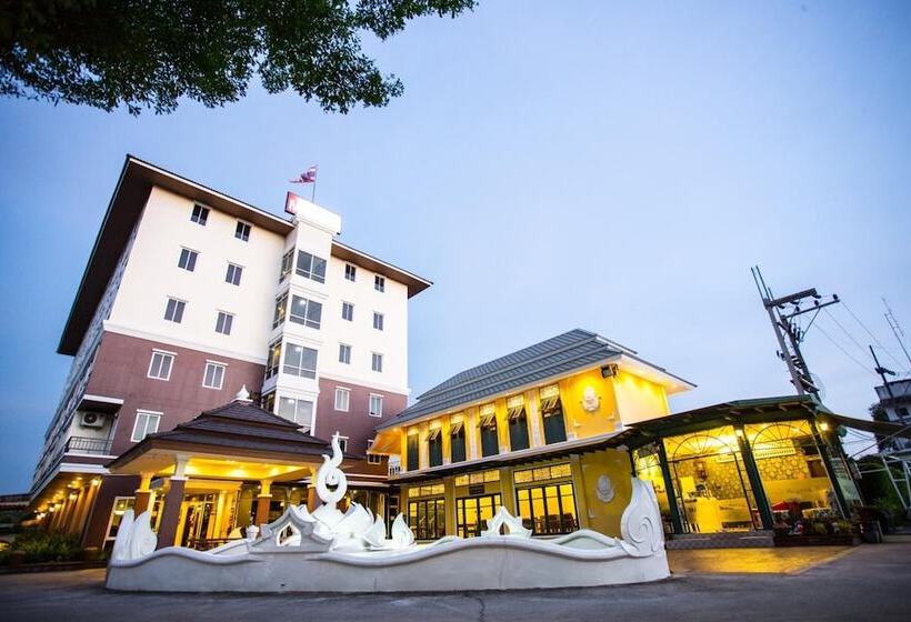 هتل Madina Rayong