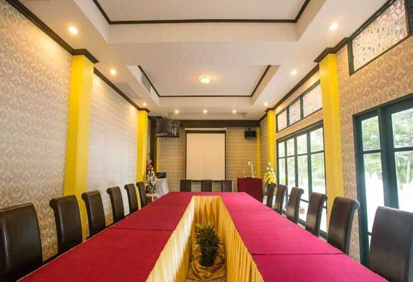 هتل Madina Rayong