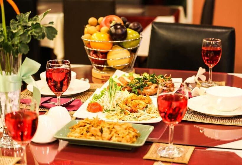 هتل Madina Rayong