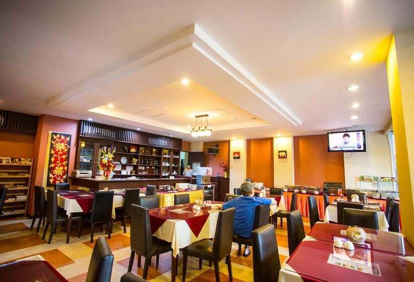 هتل Madina Rayong