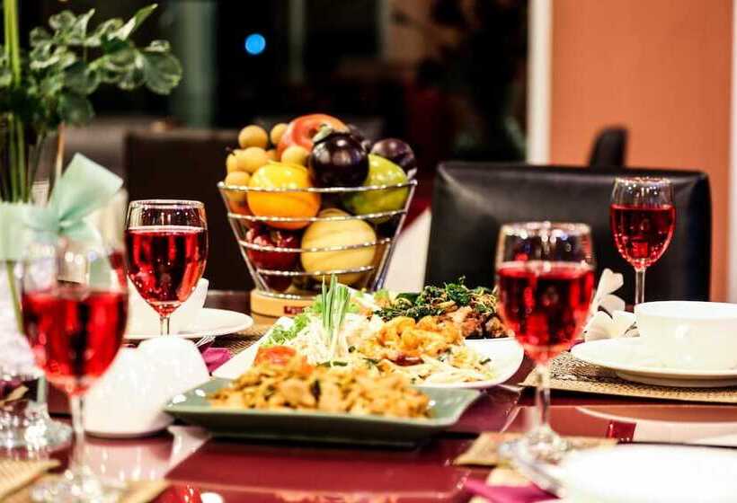 هتل Madina Rayong