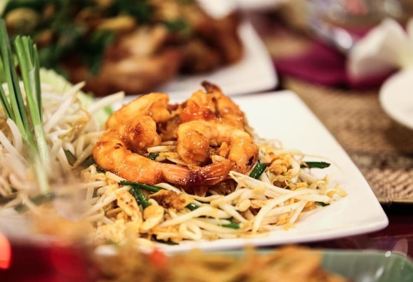 هتل Madina Rayong