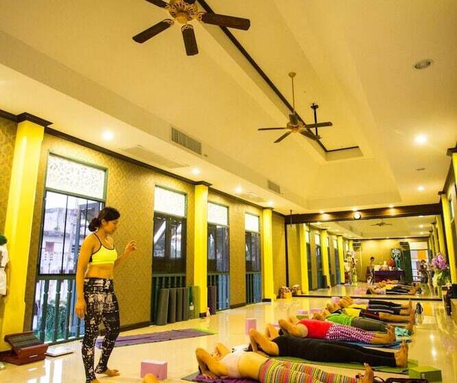 هتل Madina Rayong