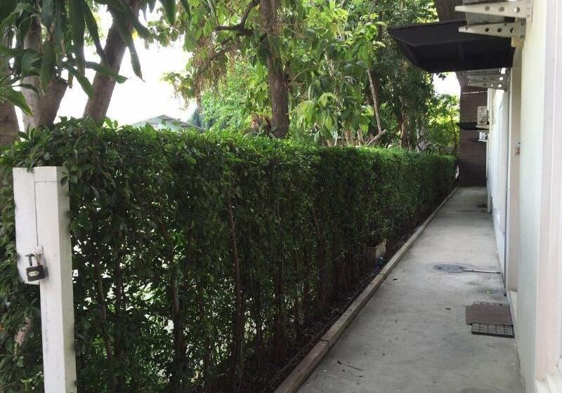 בית מלון כפרי Pova Residence And Boutiques Resort