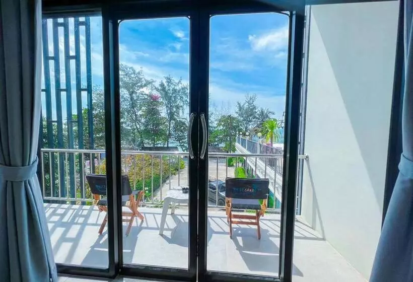 ホテル White Sand Halal House Krabi