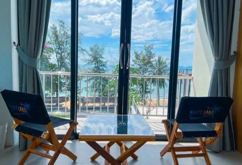ホテル White Sand Halal House Krabi