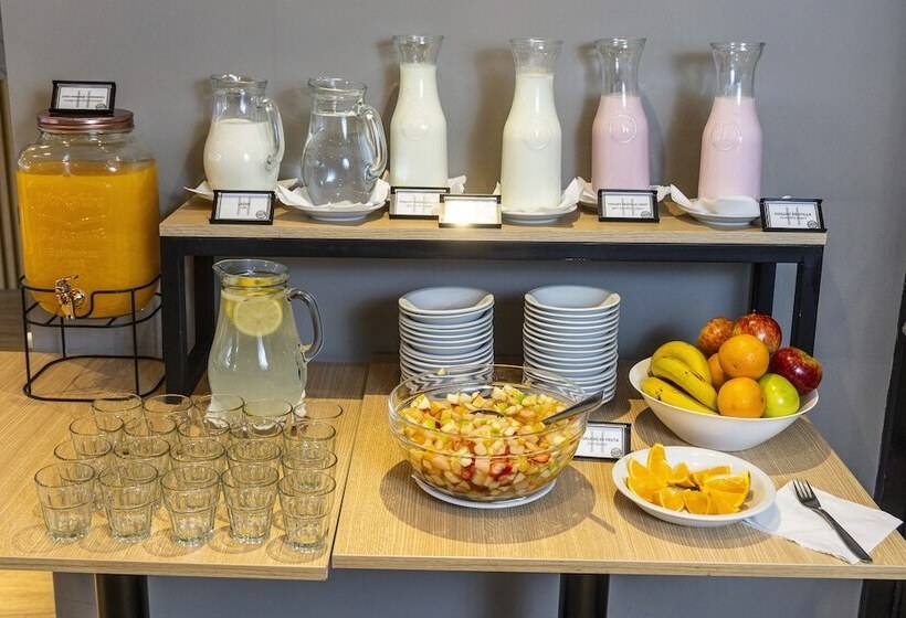 M382 Hotel Bariloche