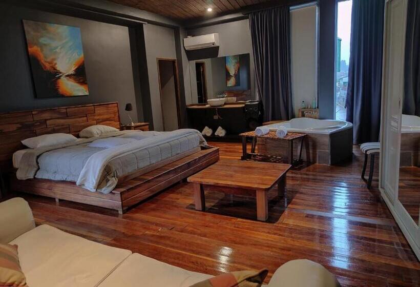 Patio Del Puerto Hotel Boutique