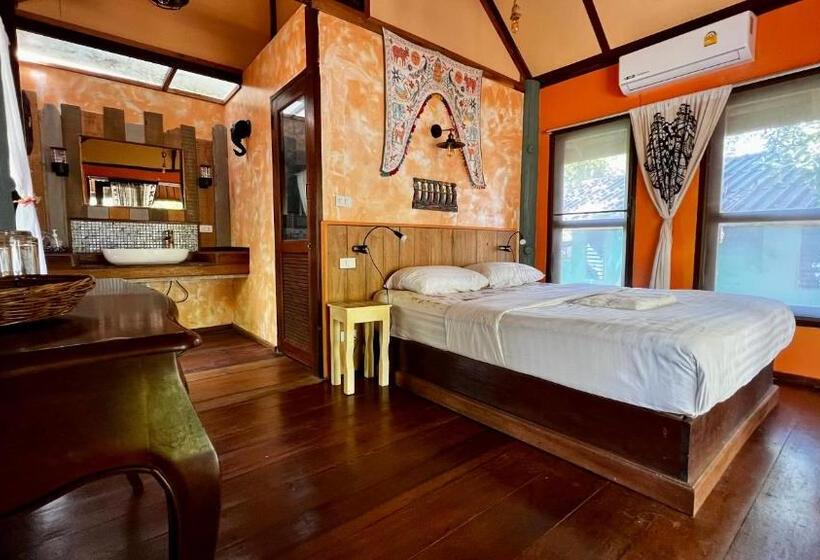 Pp Land Beach Eco Resort