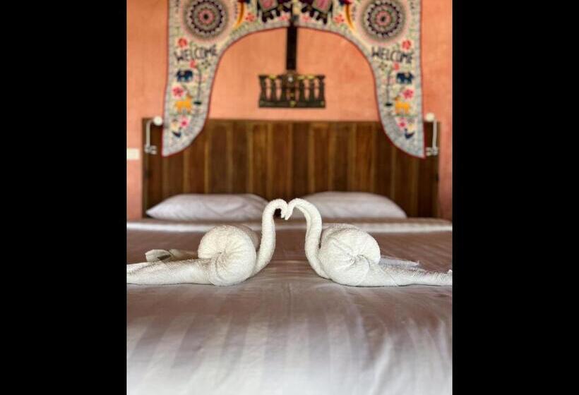 Pp Land Beach Eco Resort