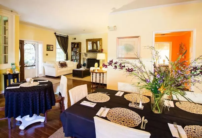 تختخواب و صبحانه Tybee Island Inn