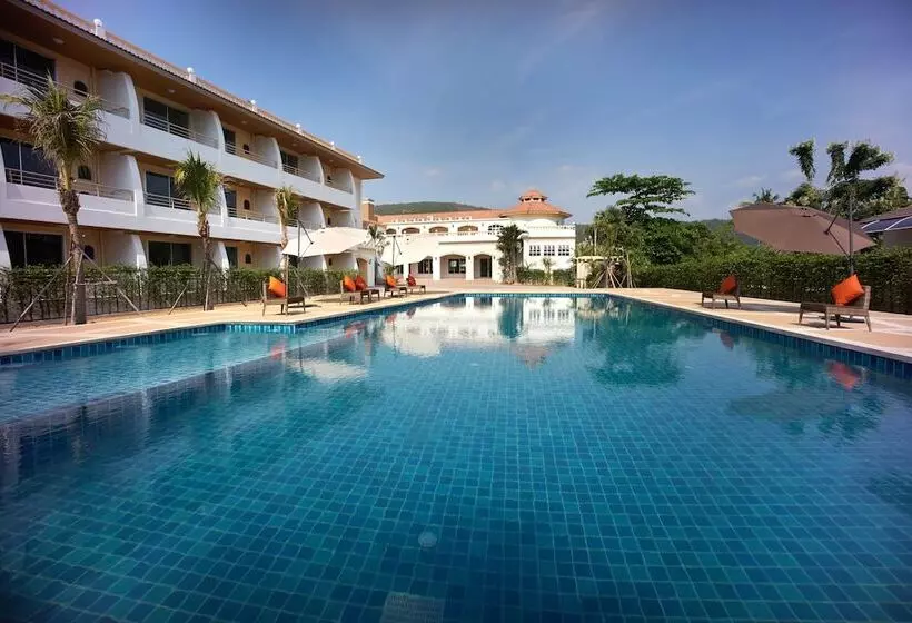 Villa Blanca Hotel & Restaurant