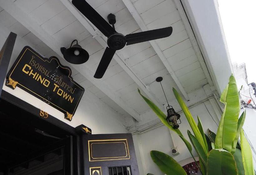 호스텔 Chino Town At Yaowarat Phuket Sha Plus
