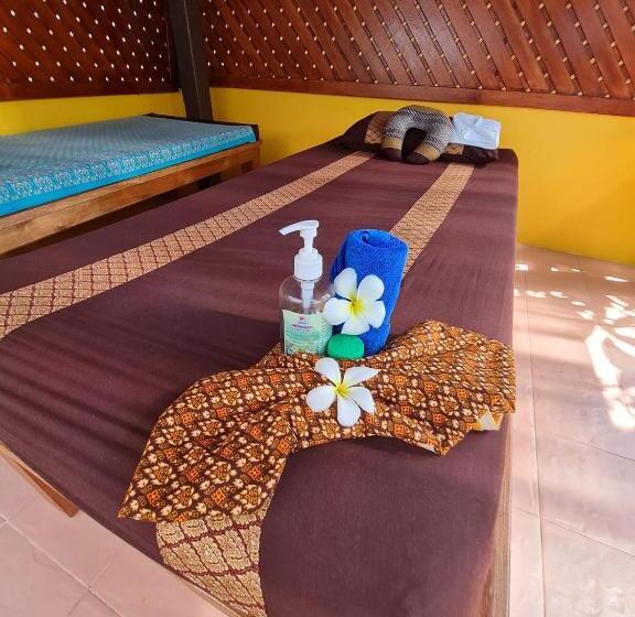 Bee Nat Garden Resort