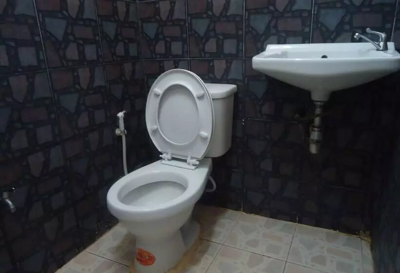 هتل Baan Somtawin