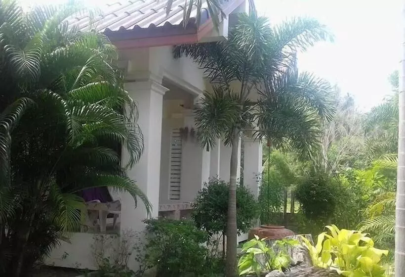 ホテル Bamboo Resort