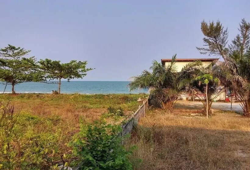 ホテル Bamboo Resort