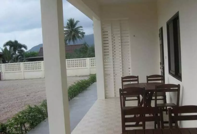 ホテル Bamboo Resort
