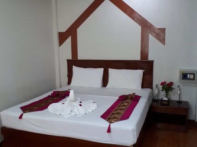 Hotel Patong Sub Inn