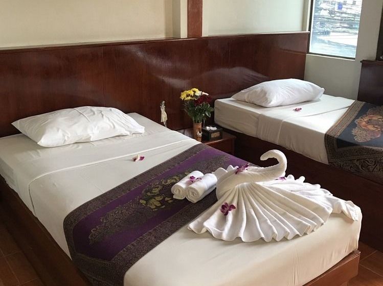 Hotel Patong Sub Inn