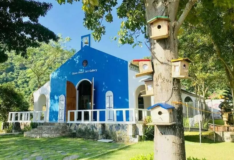 هتل Ville De La Vie
