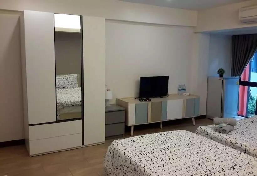 ホテル Woodroof Residence Rangsit