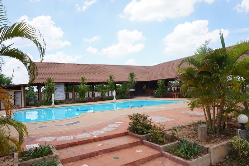 هتل Zaleena Grand