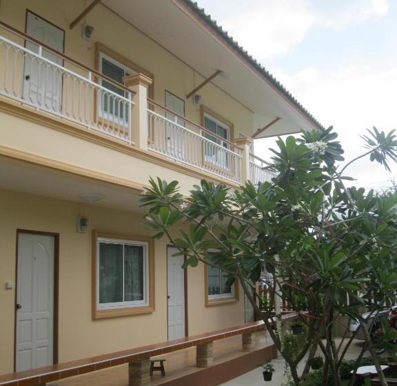 פנסיון 2n Guesthouse