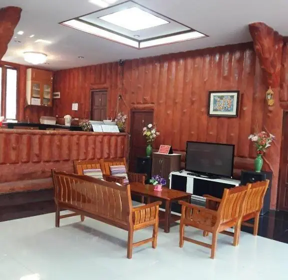 リゾートホテル Baan Chuthamanee