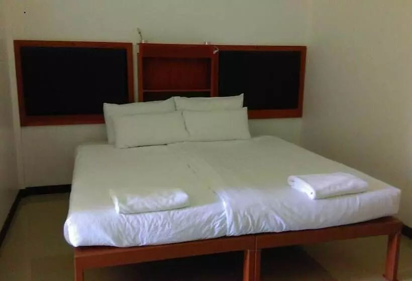 The Lantern Hostel And Spa