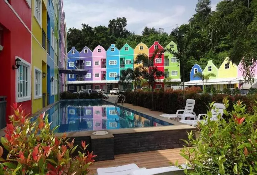 Retkeilymaja Holland Resort Phuket