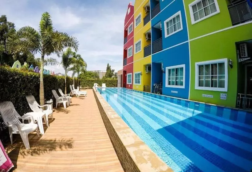 Retkeilymaja Holland Resort Phuket