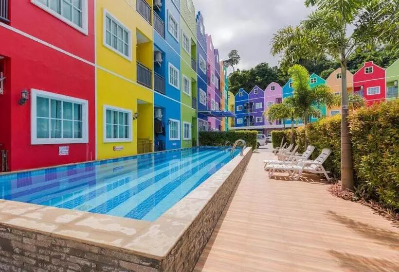 Retkeilymaja Holland Resort Phuket