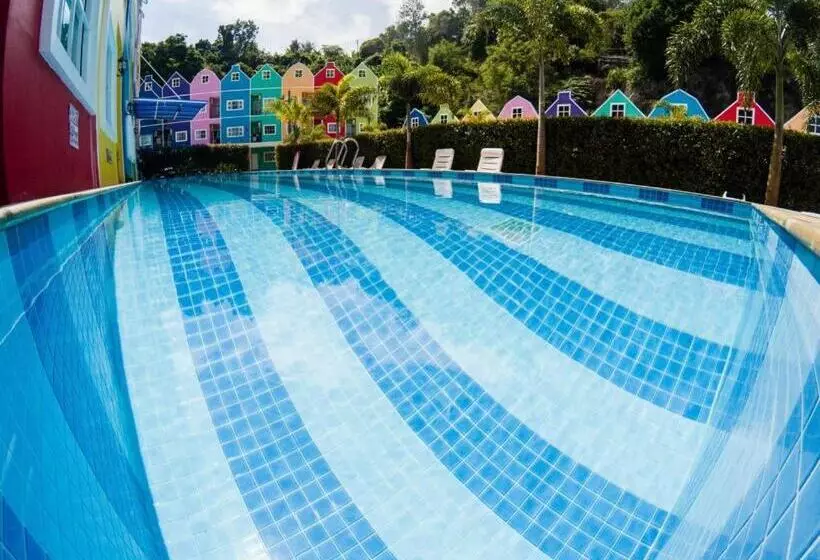 Retkeilymaja Holland Resort Phuket