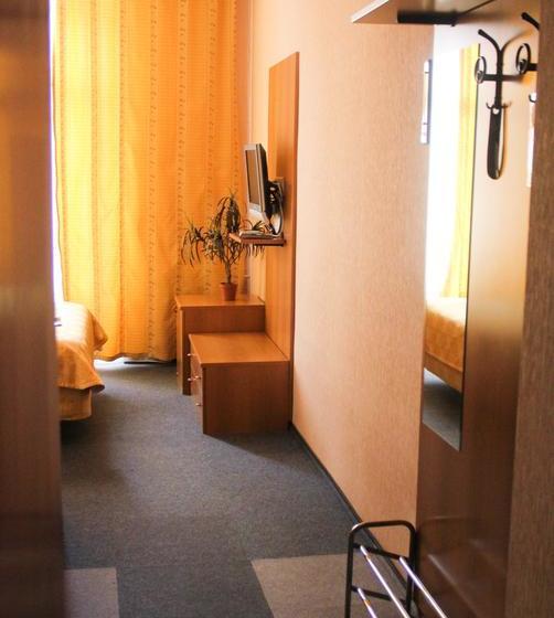 בית מלון כפרי Equator