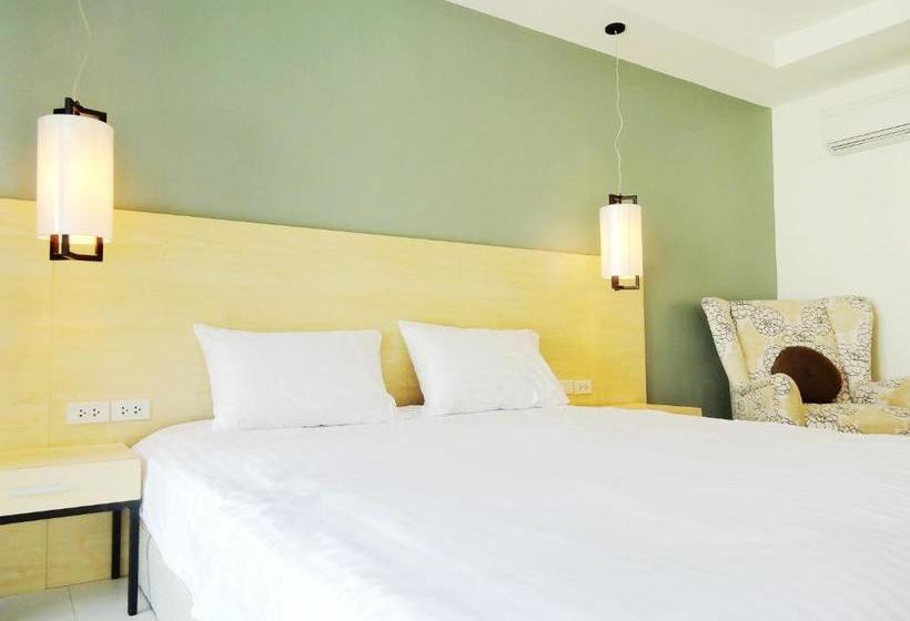 Aamiaismajoitus (B&B) Good Day Phuket