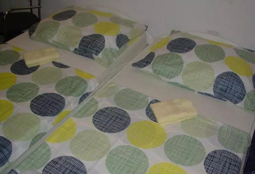Hostel 021