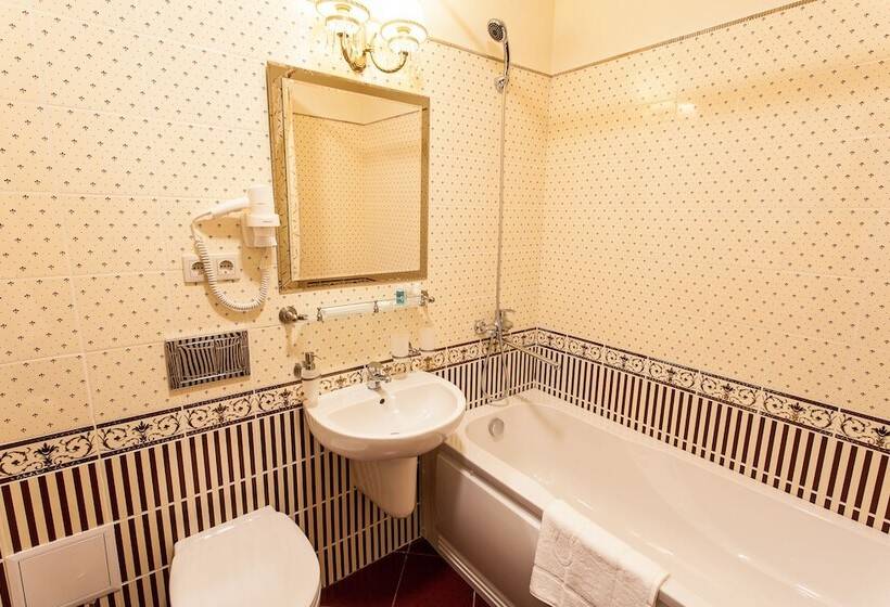 هتل Alex Residence