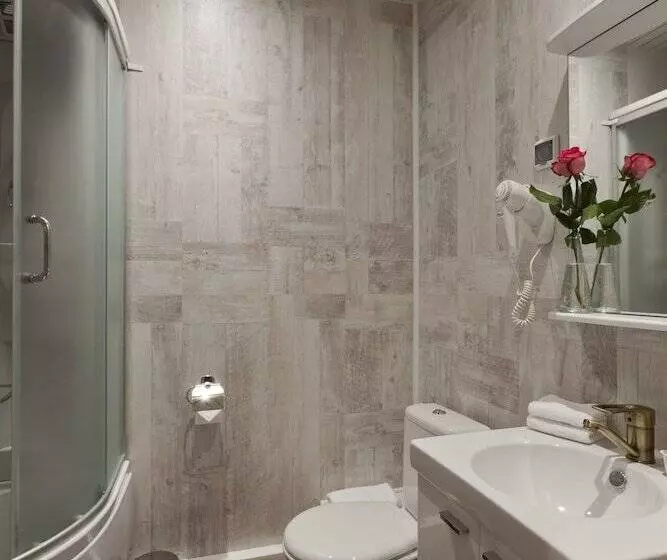 هتل Apartments Comfort City