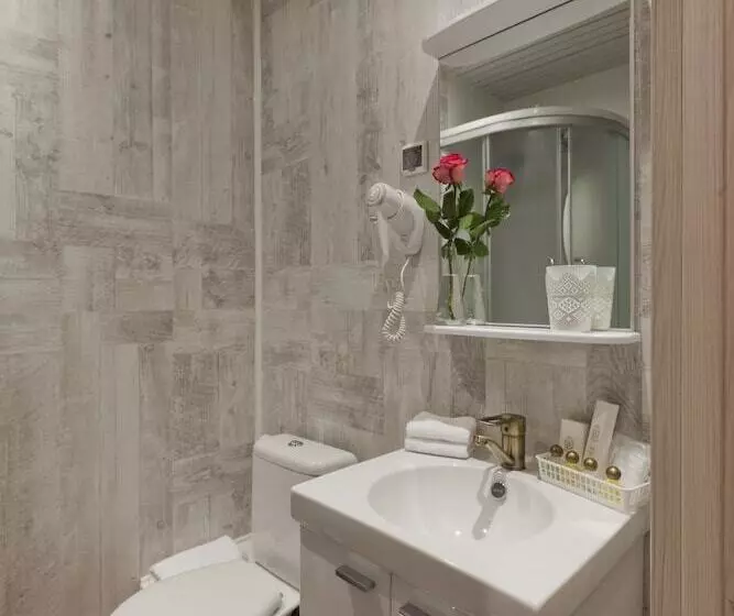 هتل Apartments Comfort City