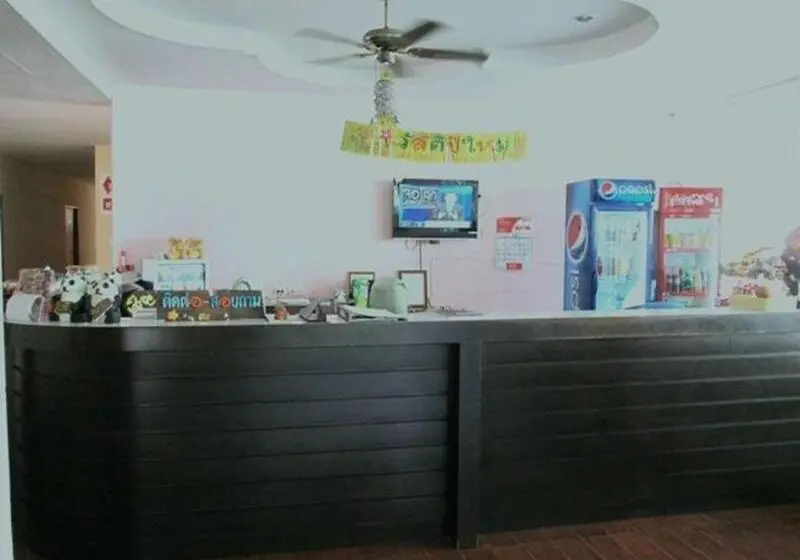هتل Ban Bua Resort And