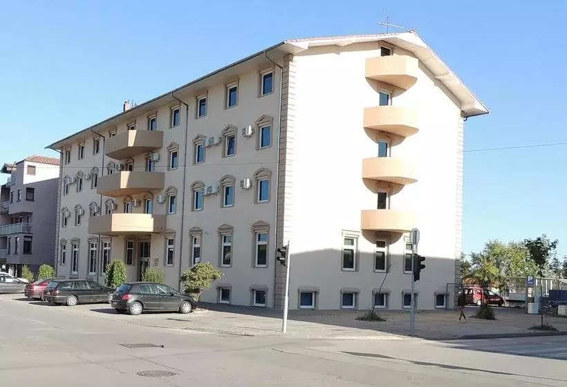 هتل Guest House Dabi