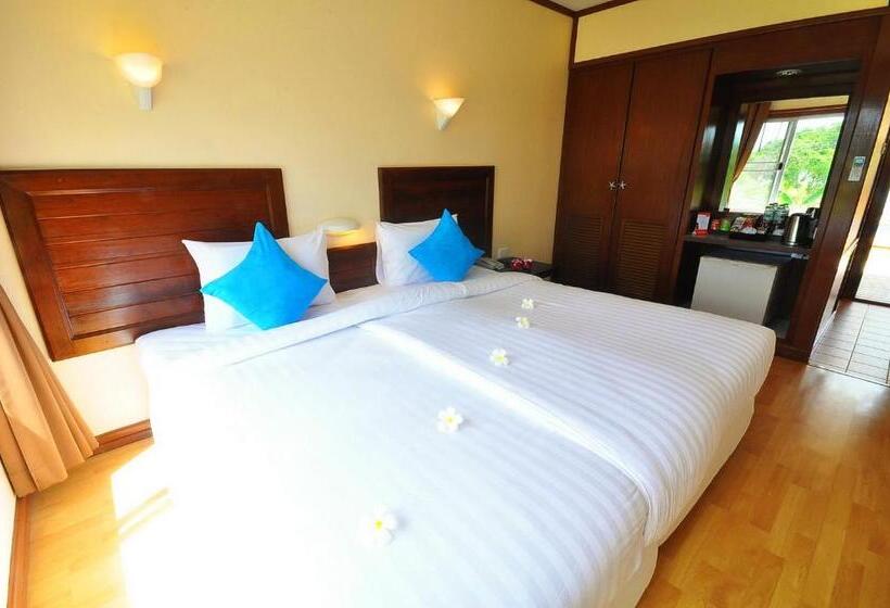 Isle Beach Resort Krabi Sha