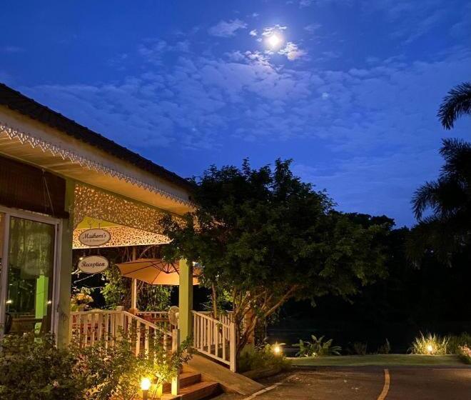 استراحتگاه Ruen Maihom Riverside Cottage